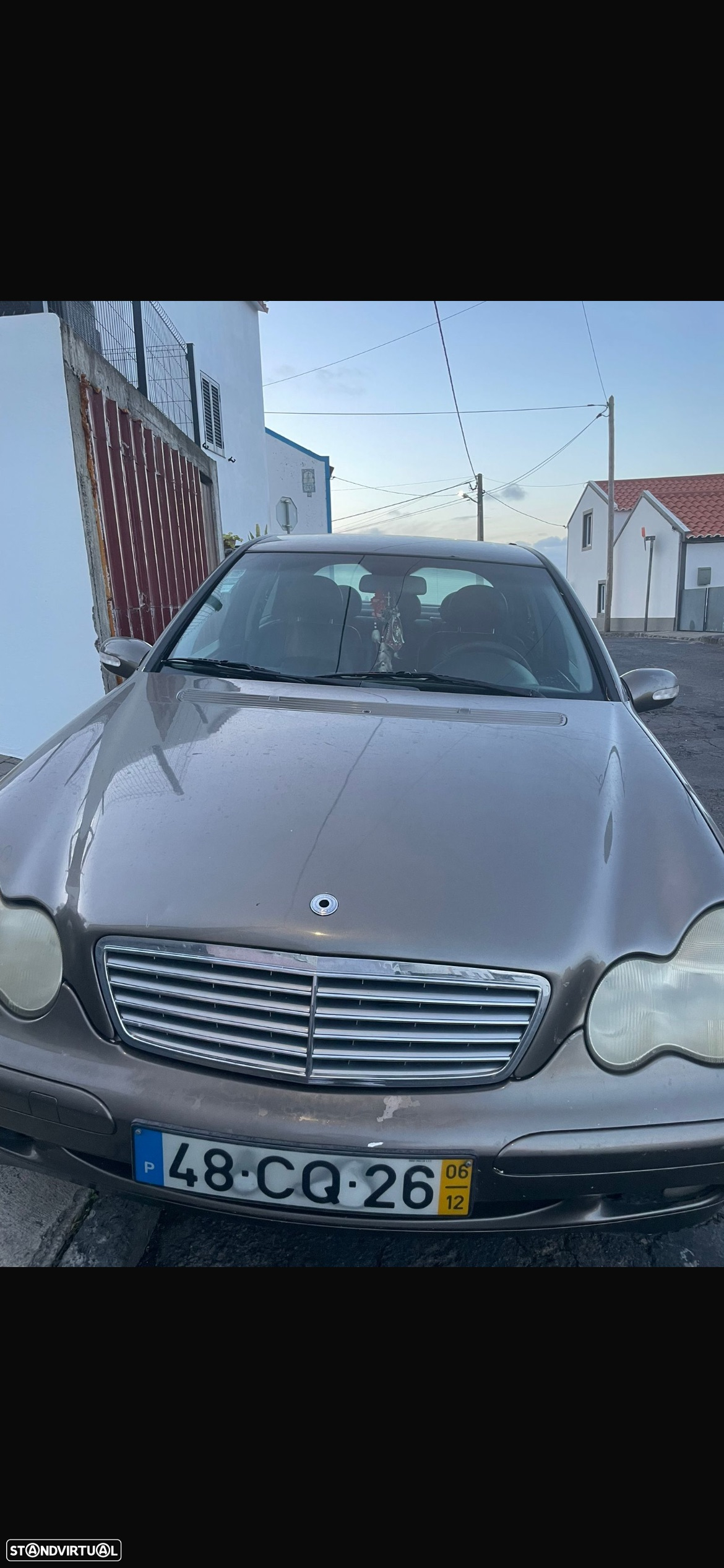 Mercedes-Benz 220 - 3