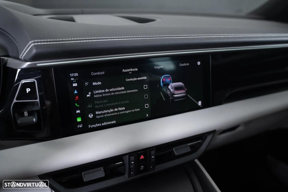 Porsche Macan Electric - 34