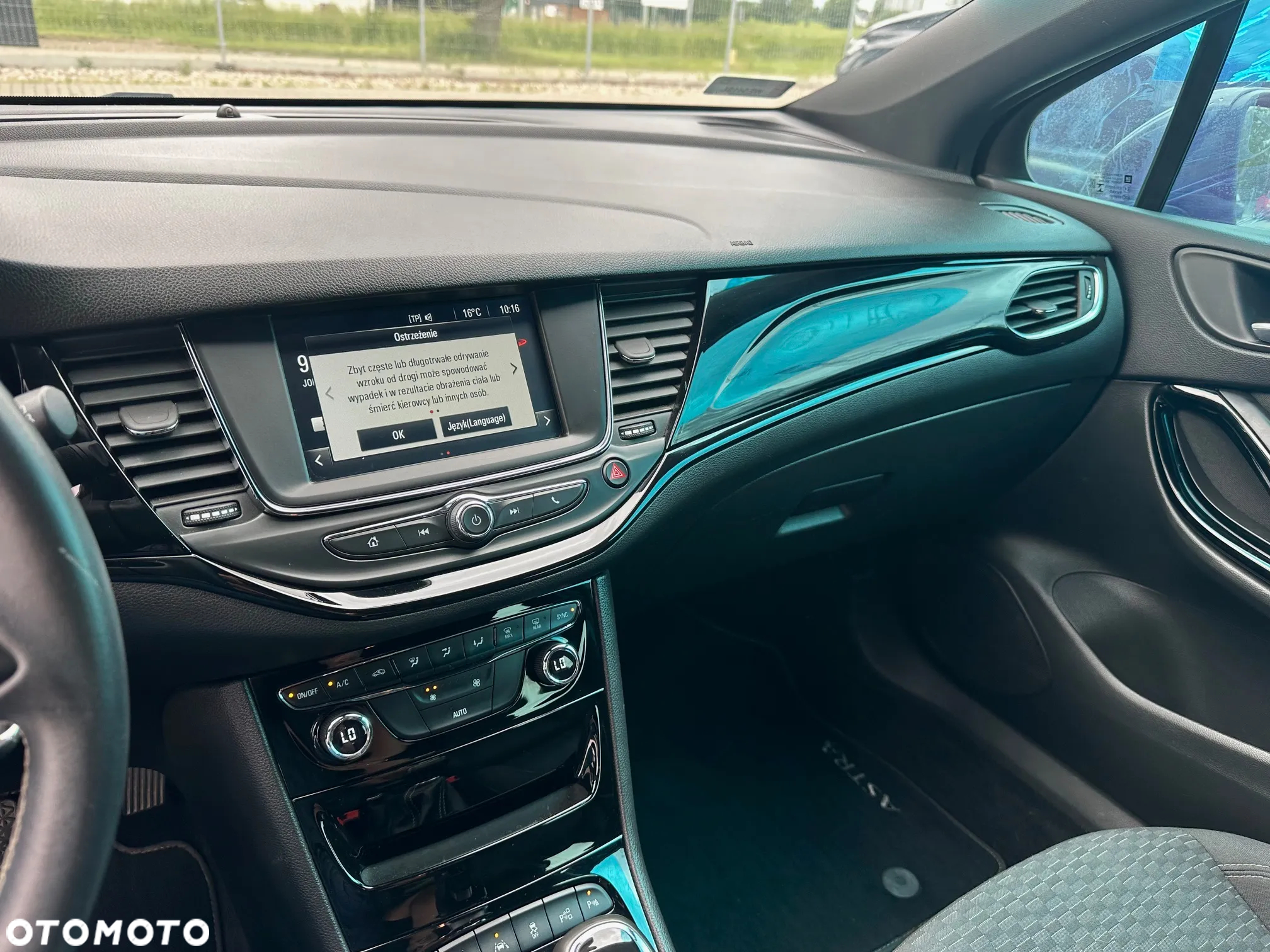 Opel Astra - 16