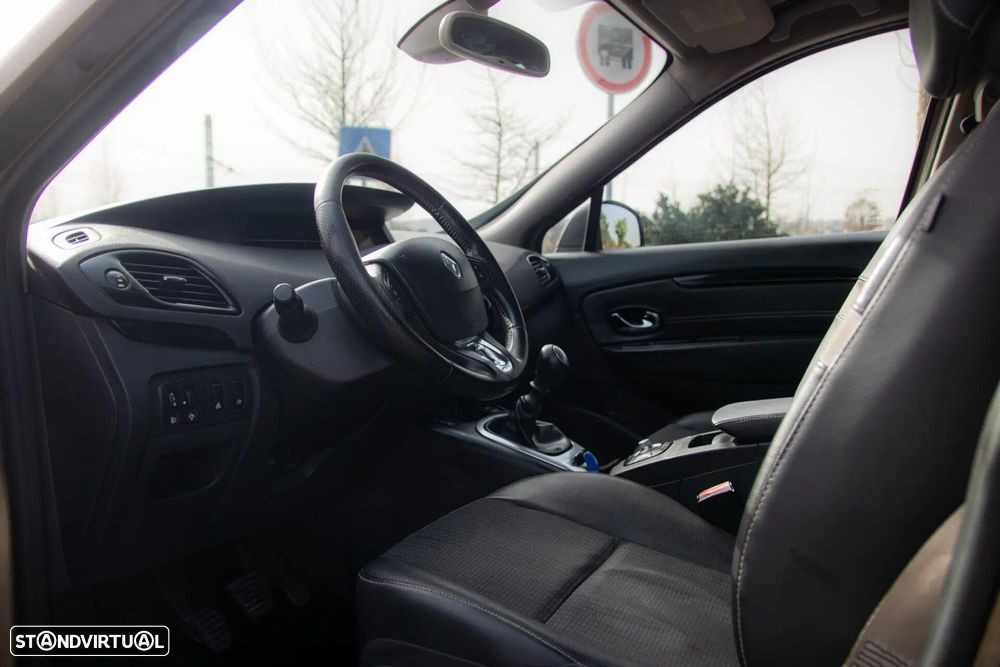 Renault Scénic 1.5 dCi Bose Edition SS - 25