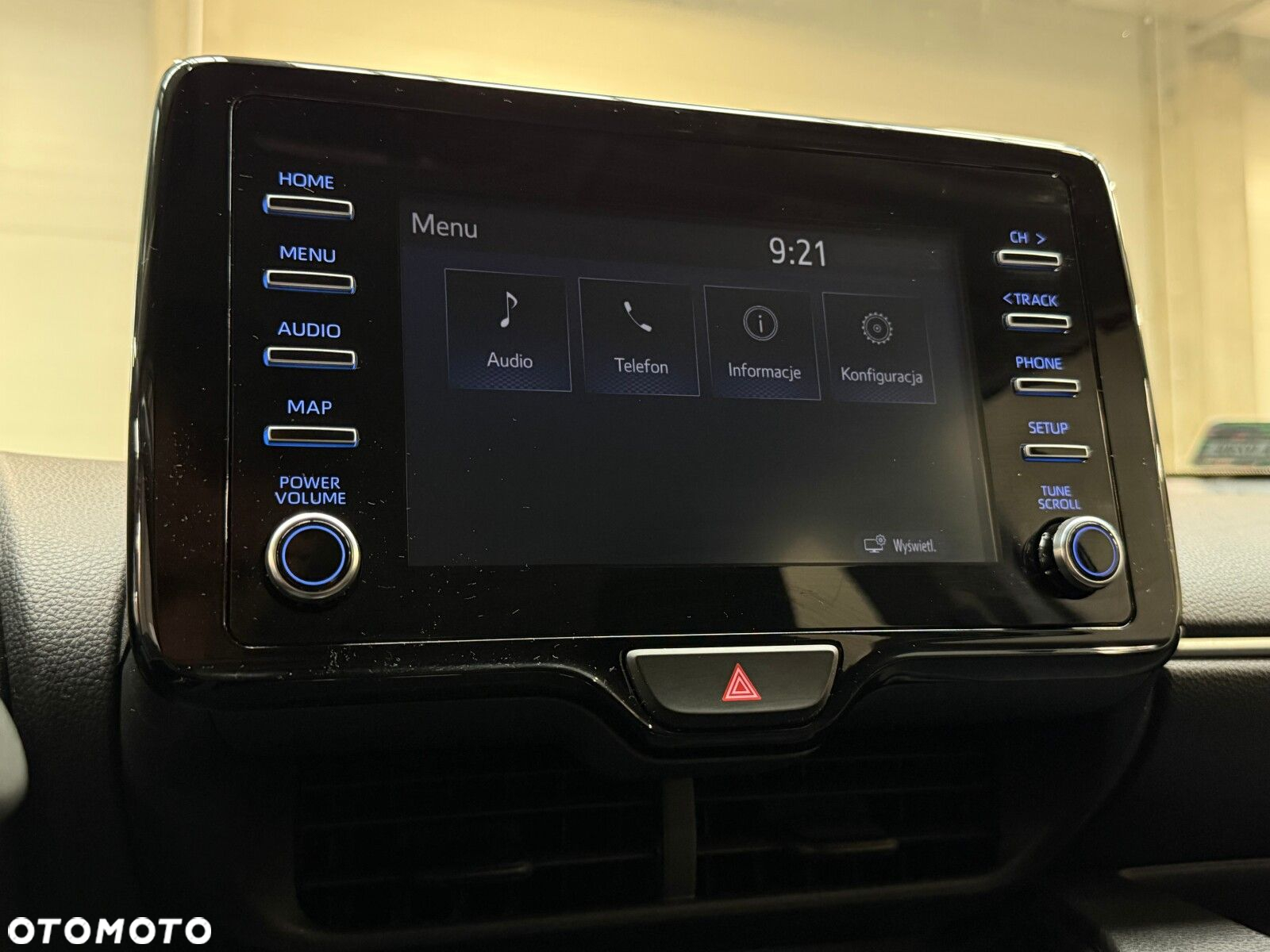 Toyota Yaris - 33