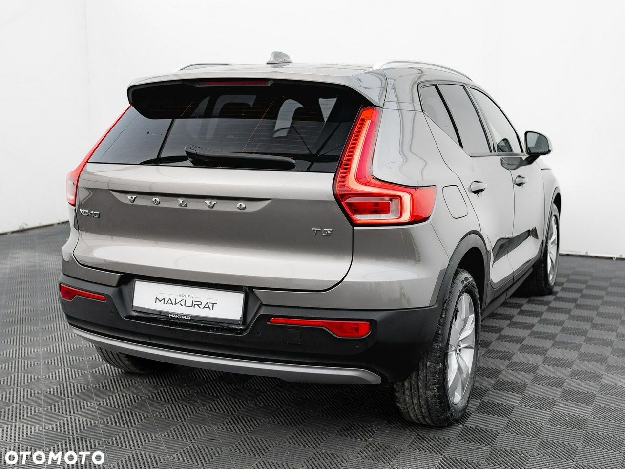 Volvo XC 40 T3 Momentum Pro - 6