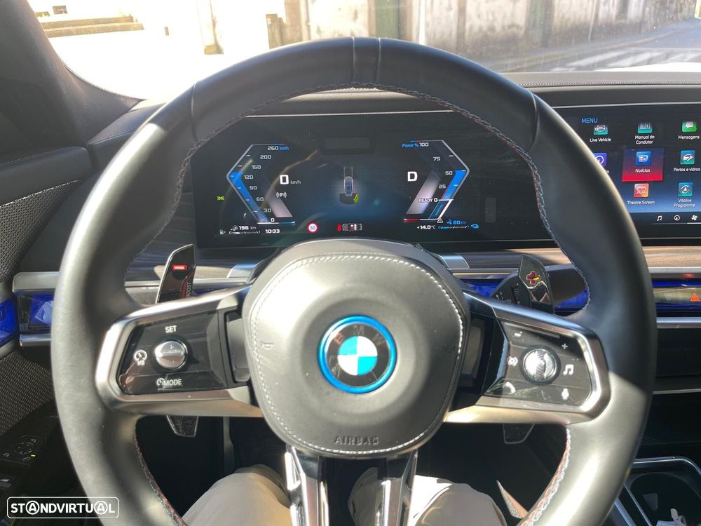 BMW 760 M760e xDrive - 24