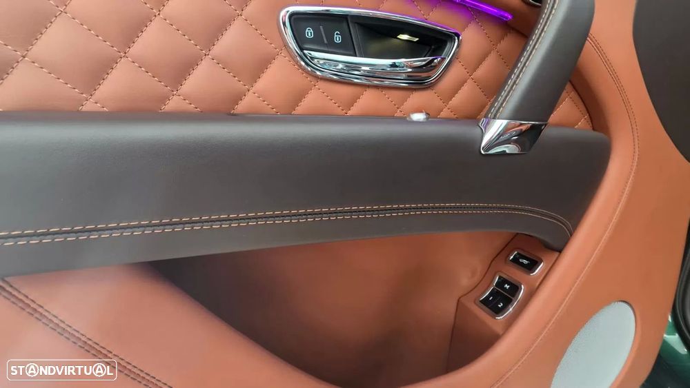 Bentley Bentayga Hybrid - 26