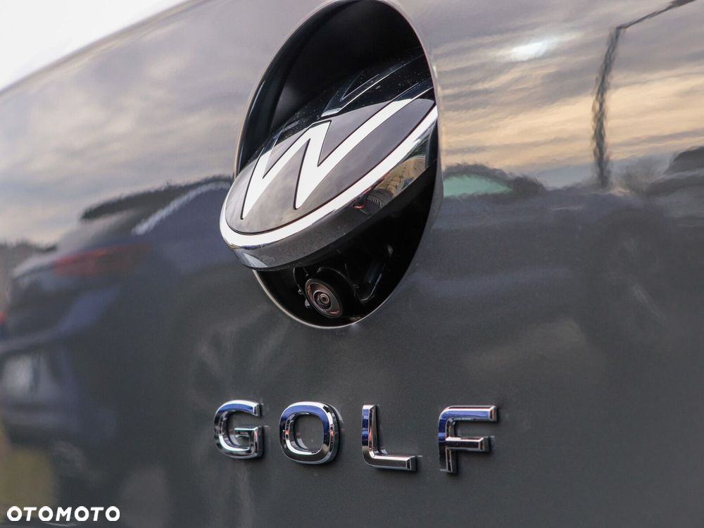 Volkswagen Golf - 20