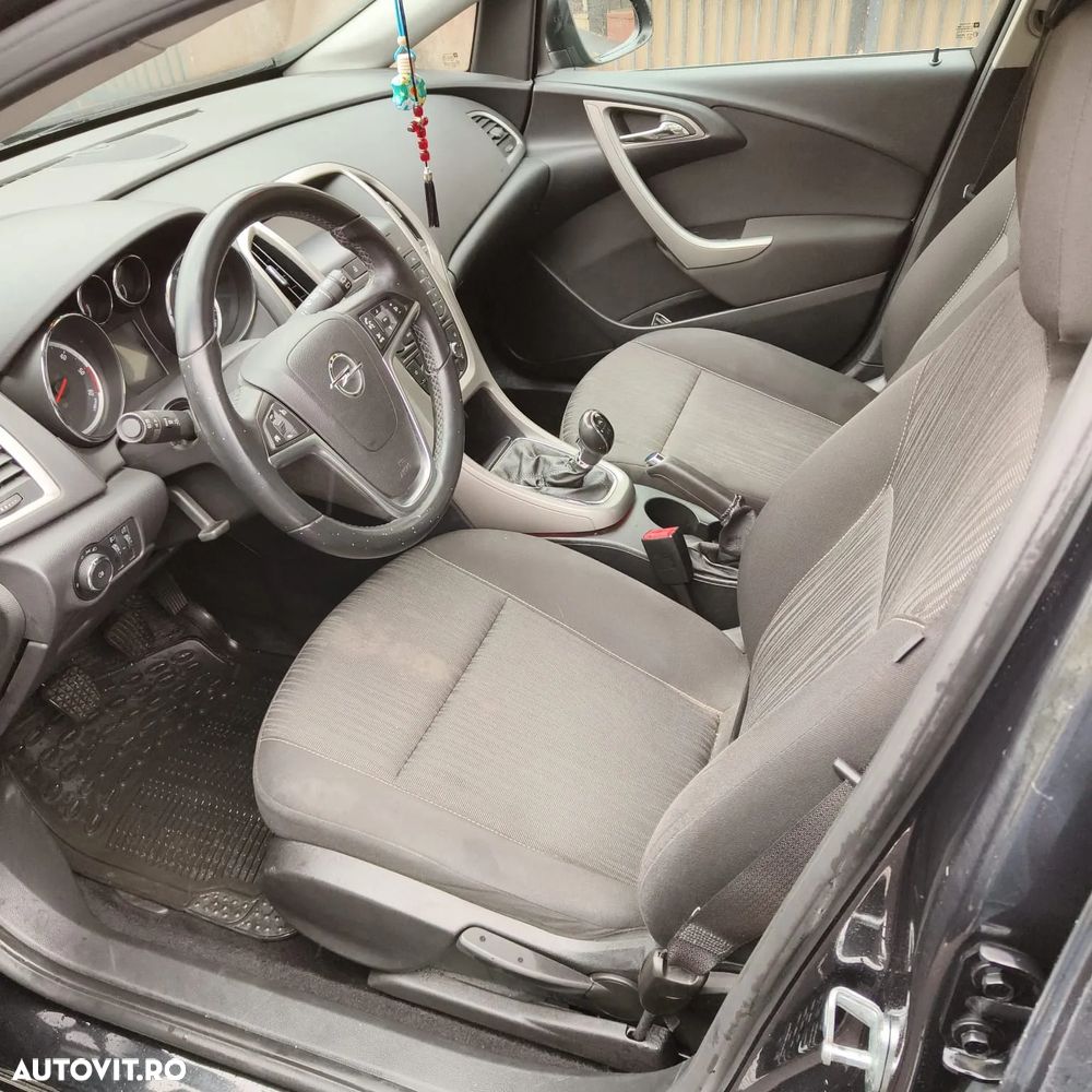 Opel Astra - 4