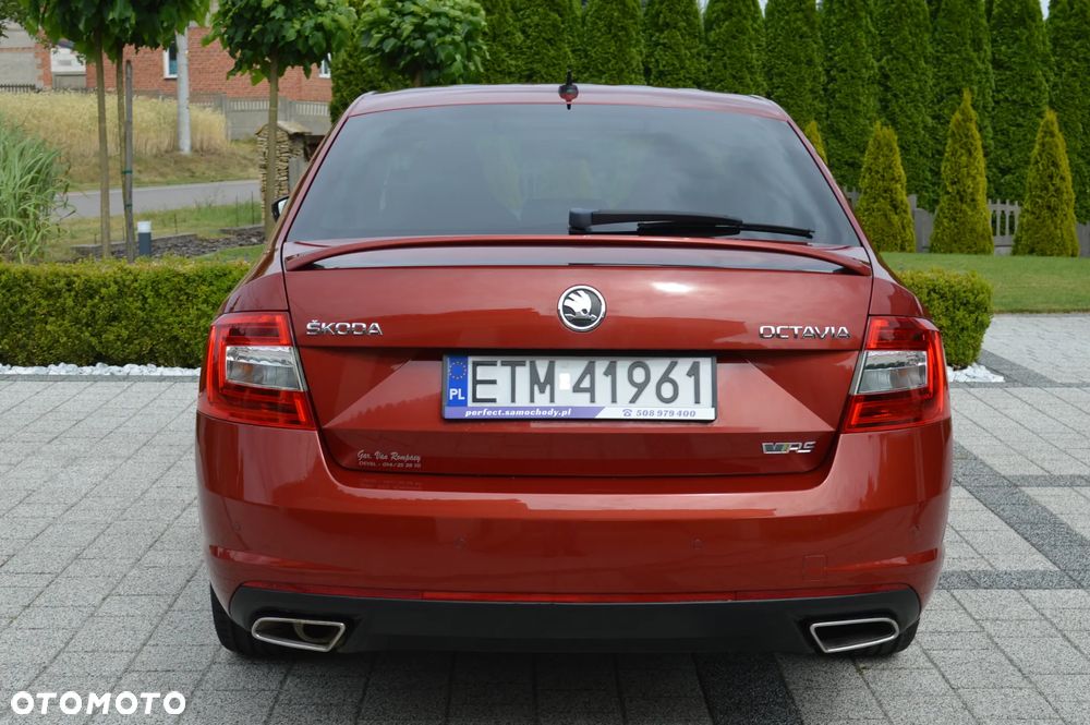 Skoda Octavia 2.0 TDI RS DSG - 14