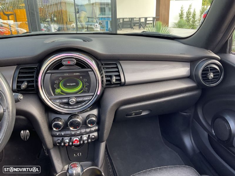 MINI 3 Portas Cooper D - 39