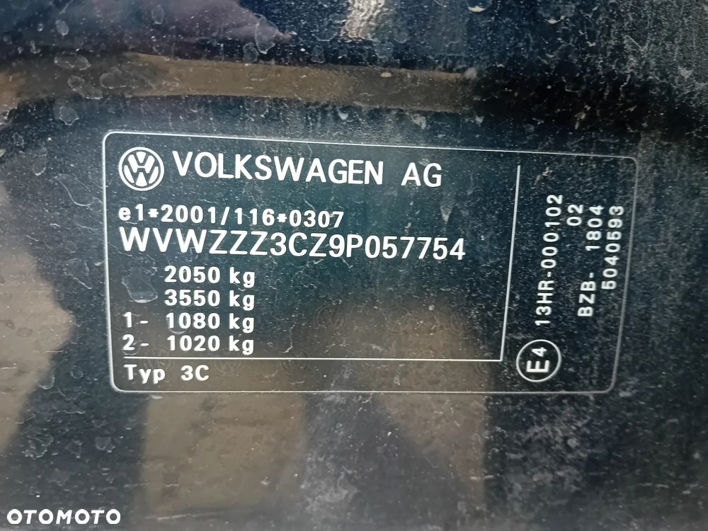 Volkswagen Passat 1.8 TSI Comfortline - 12