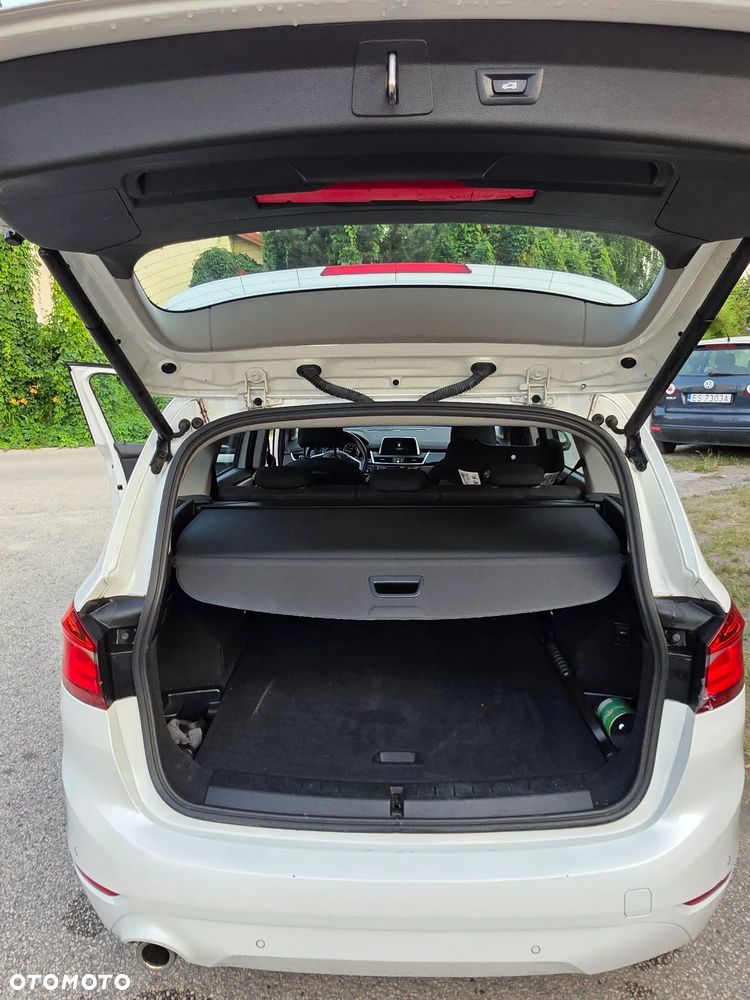 BMW Seria 2 216i - 11