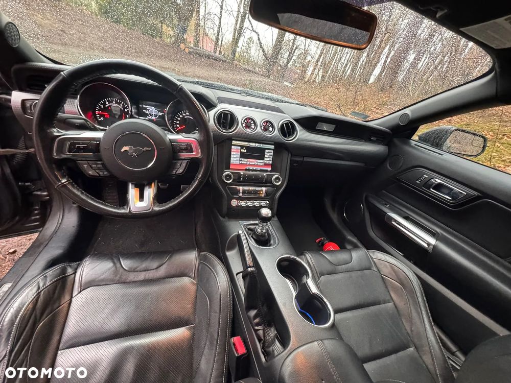 Ford Mustang 5.0 V8 GT - 14