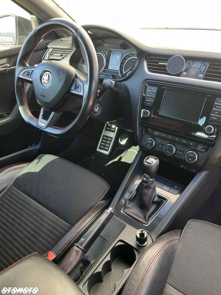 Skoda Octavia 2.0 TDI RS - 6