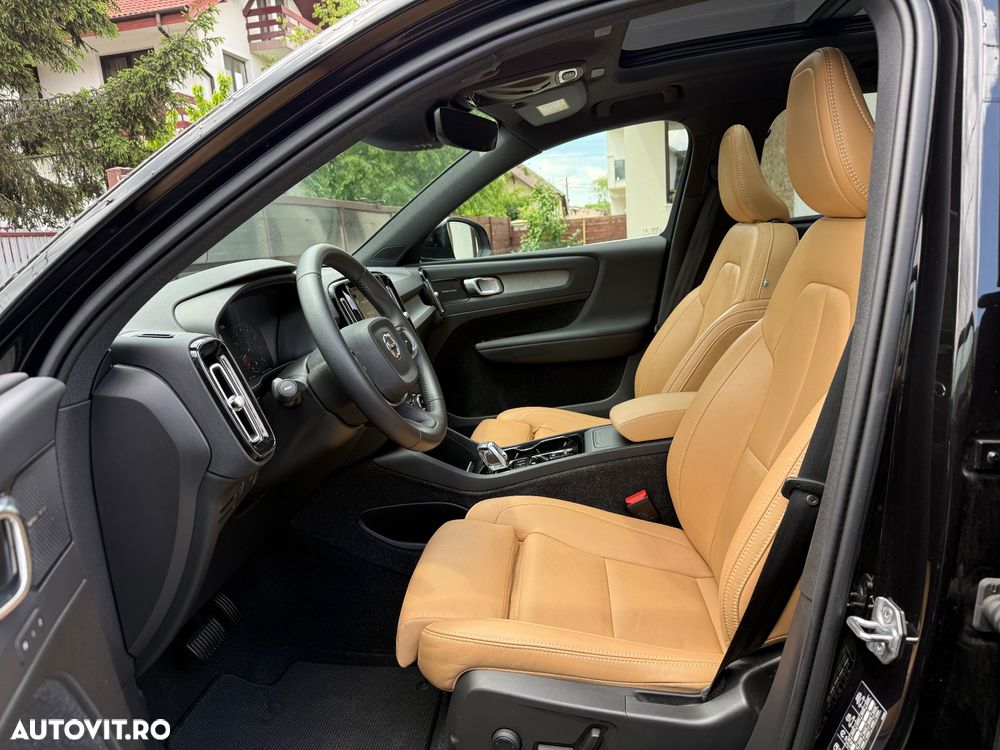 Volvo XC 40 B4 AT8 AWD Mild Hybrid Inscription - 13