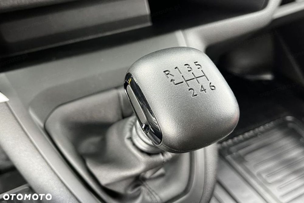 Toyota Proace Medium Active 1.5 120KM - 15