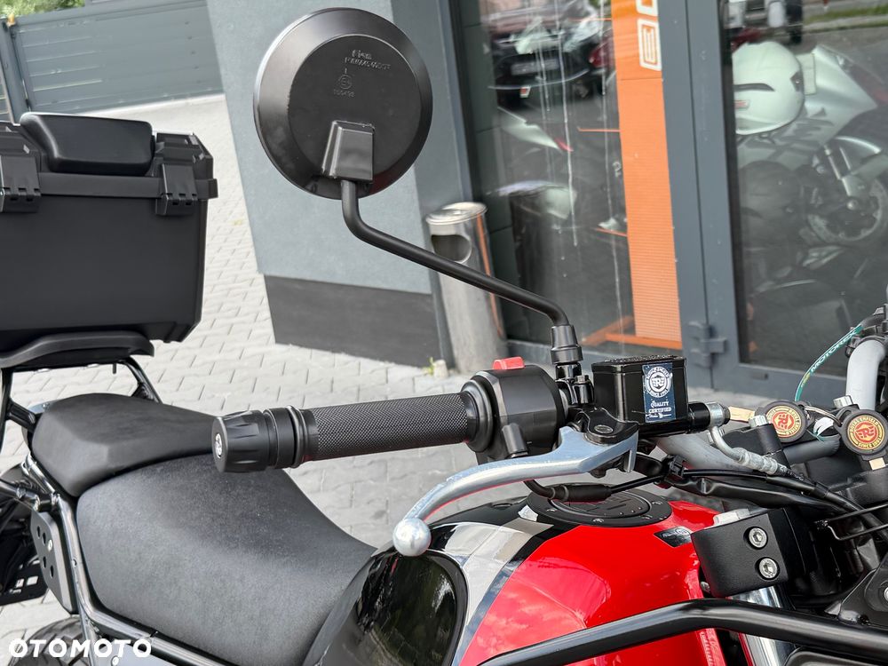 Royal Enfield Himalayan - 19