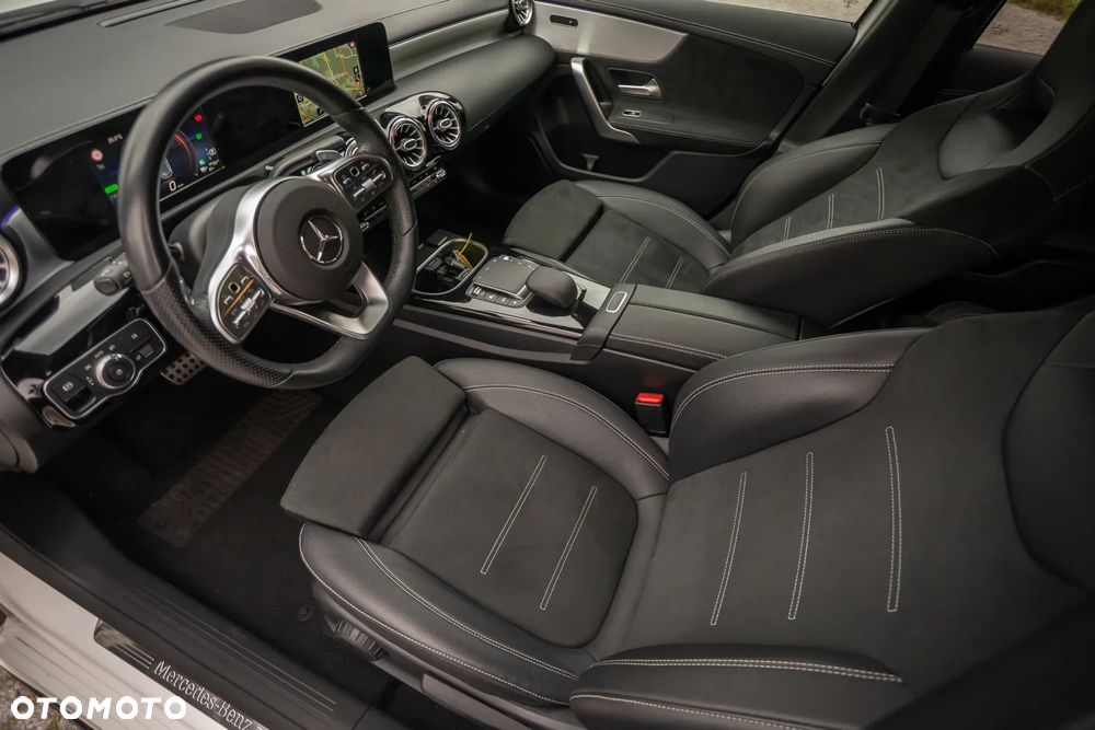 Mercedes-Benz Klasa A 250 e 8G-DCT Edition 2020 - 17