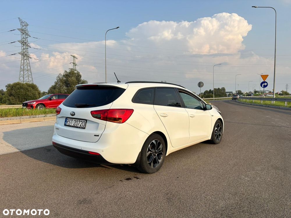 Kia Ceed Cee'd 1.4 CRDi M - 6