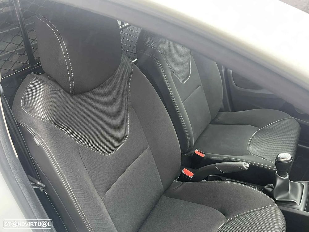 Renault Clio IV Van 1.5 dCi 75cv - 19