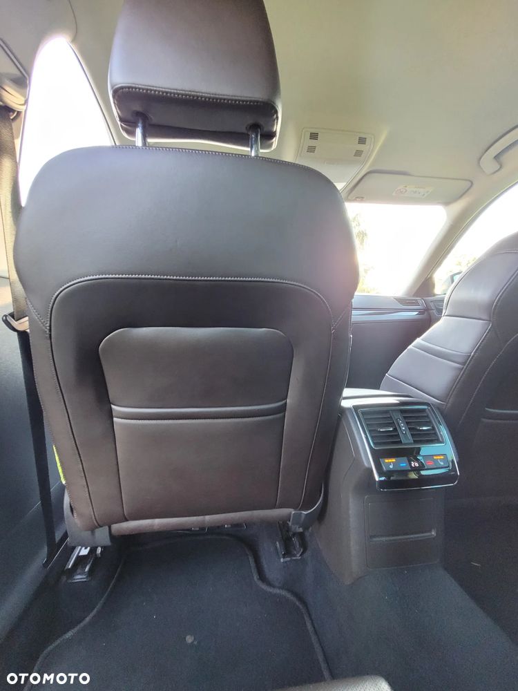 Skoda Superb 2.0 TDI L&K - 15
