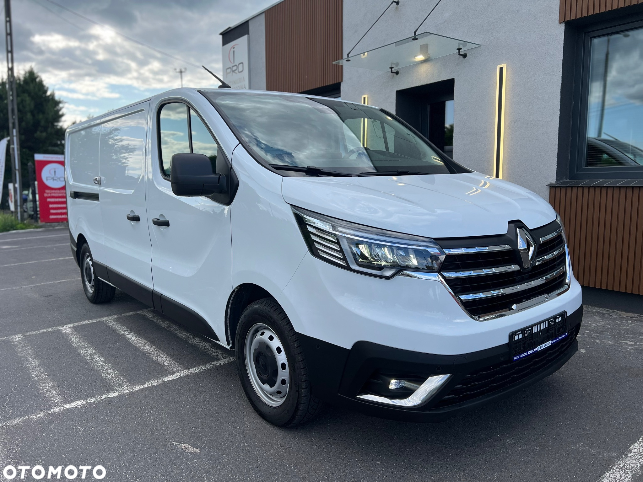 Renault Trafic L2H1 - 4