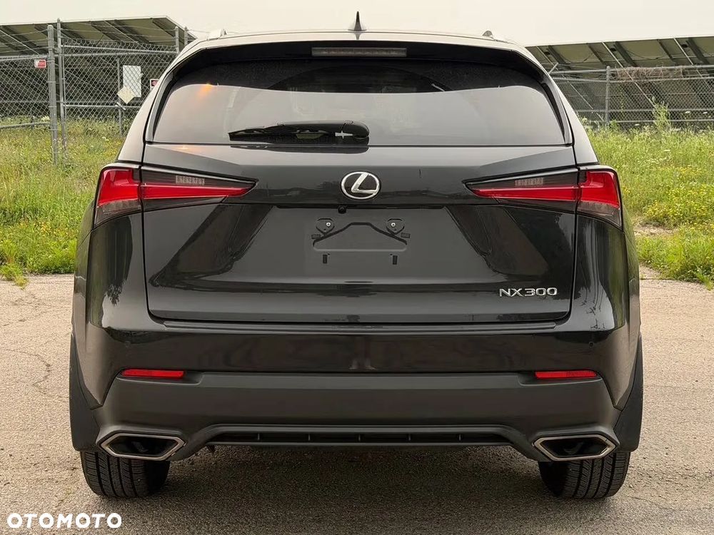 Lexus NX 300 Comfort AWD - 4