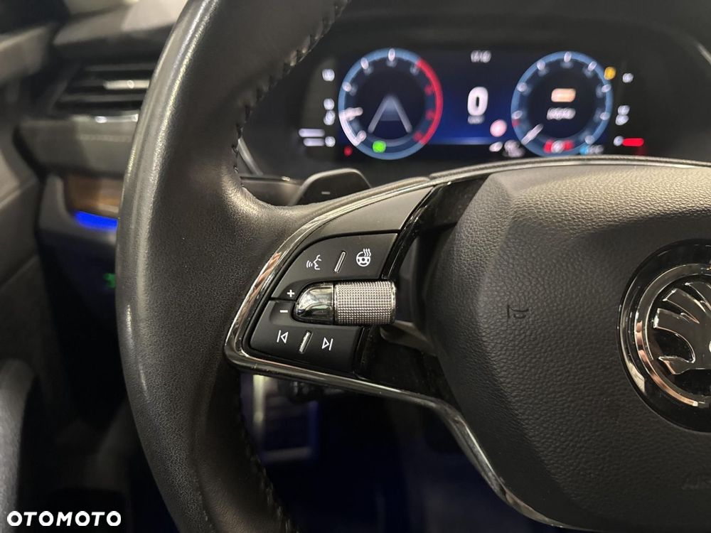 Skoda Octavia 2.0 TDI 4x4 Scout DSG - 15