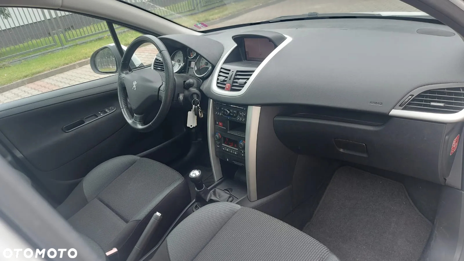 Peugeot 207 1.6 VTi Premium - 11