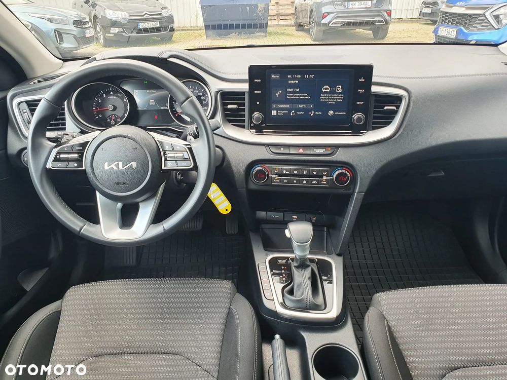 Kia Ceed 1.5 T-GDI M DCT - 28