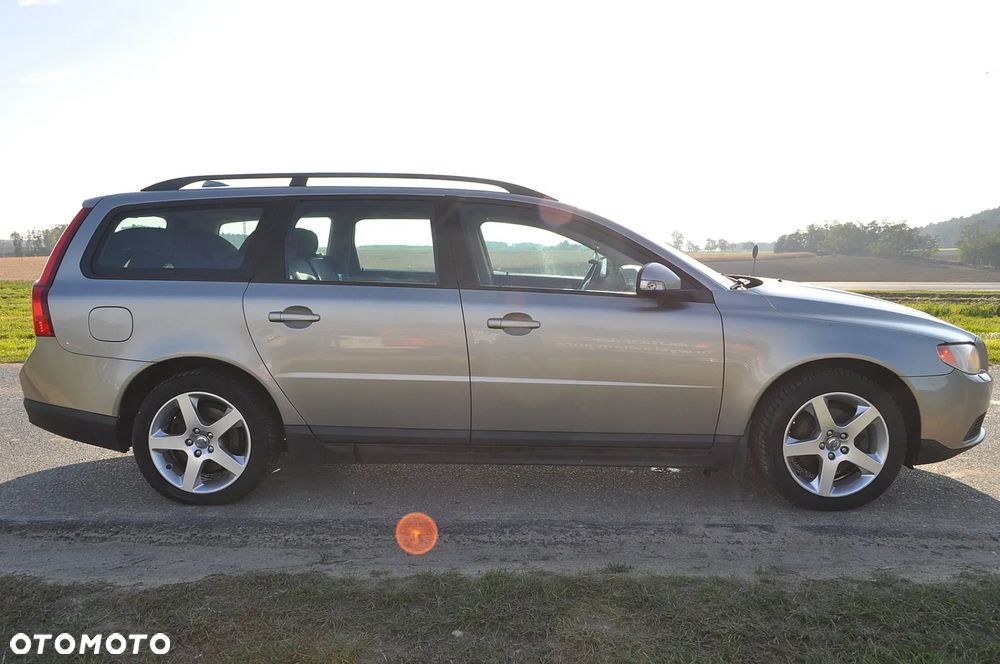 Volvo V70 2.0 Summum - 3