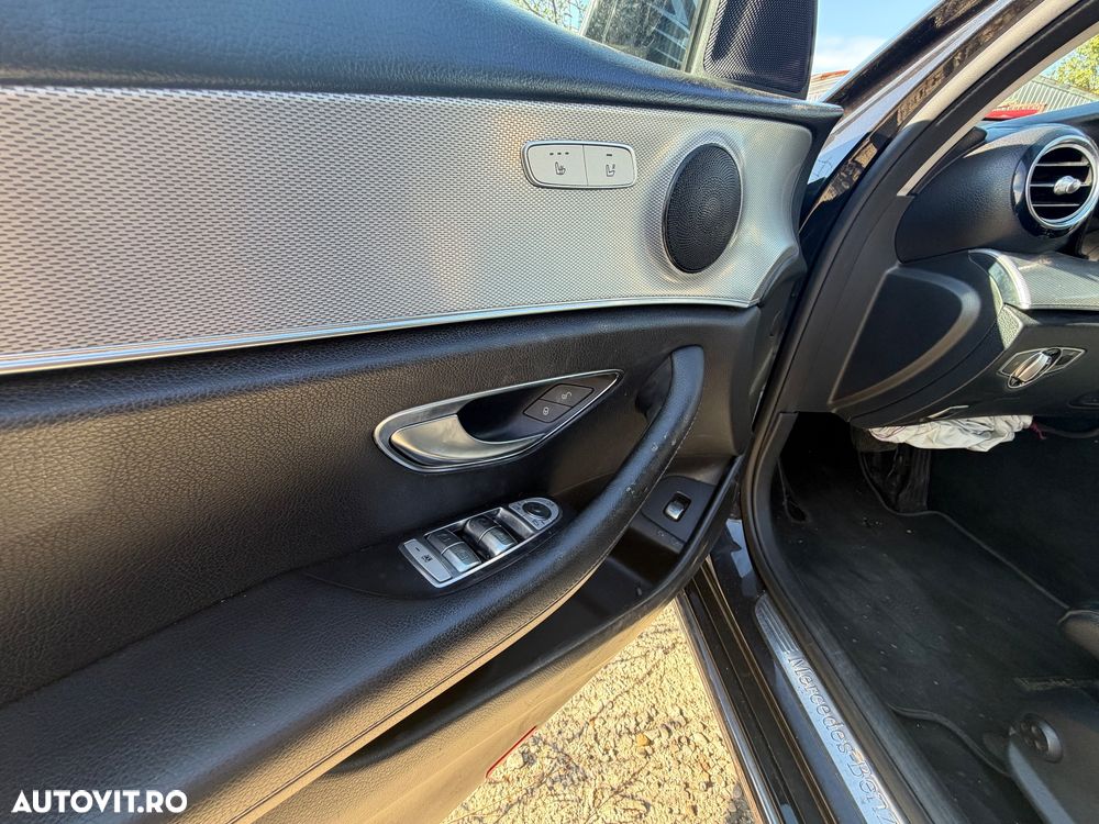 Mercedes-Benz E - 8