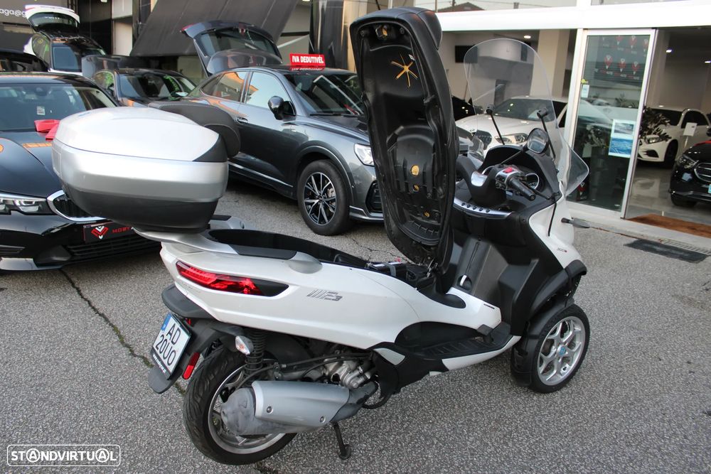 Piaggio MP3 300 LT - 1