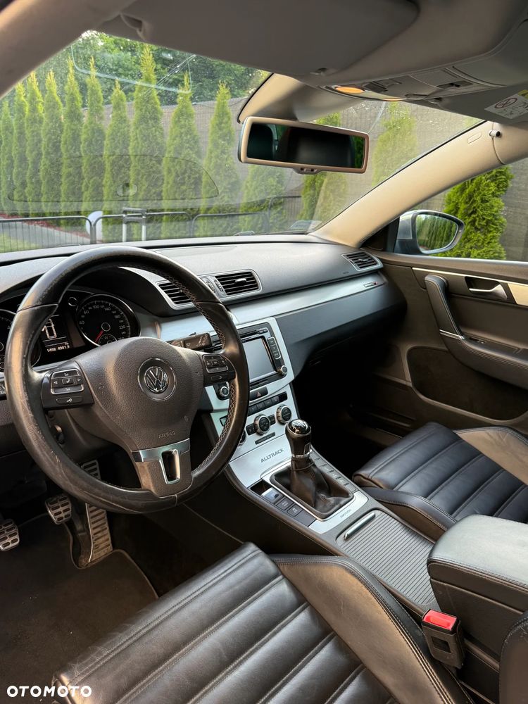 Volkswagen Passat 2.0 TDI 4Mot Comfortline - 11