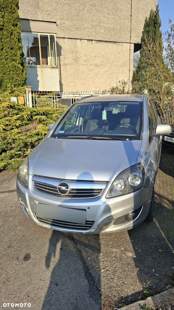 Opel Zafira 1.7 CDTI Cosmo EU5 - 1
