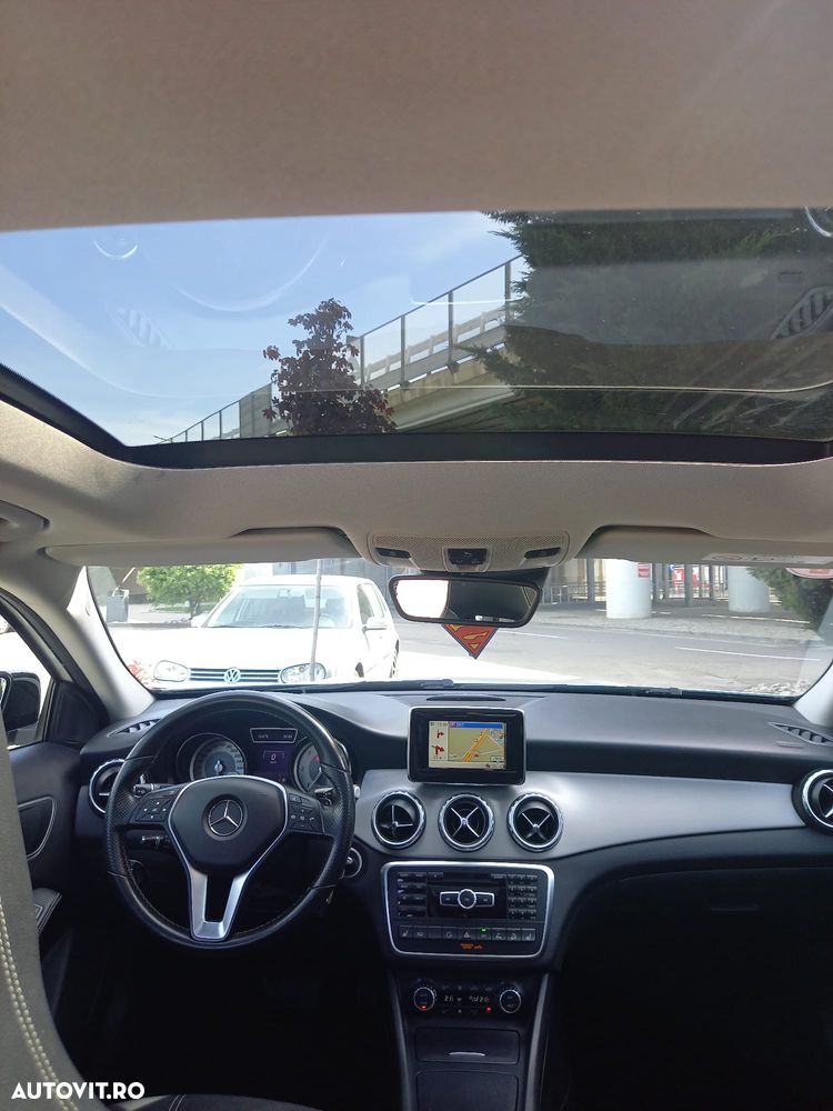 Mercedes-Benz GLA 220 CDI 4MATIC 7G-DCT Urban - 22