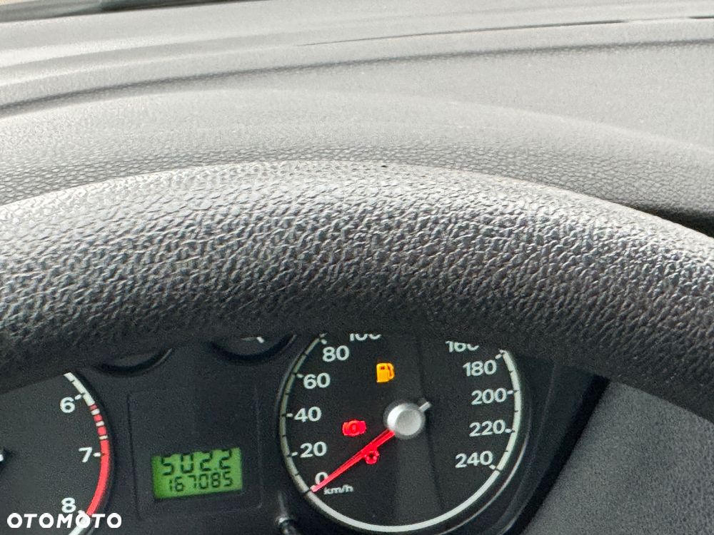 Ford Focus 1.6 16V Trend - 31