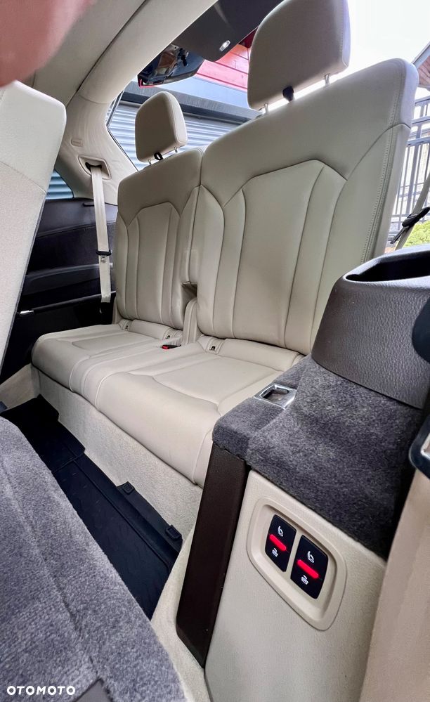 Audi Q7 3.0 TFSI Quattro Tiptronic - 16