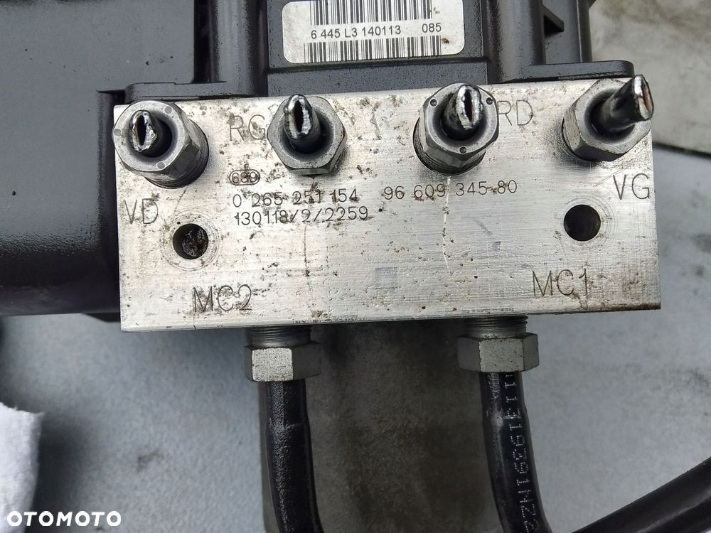 pompa abs citroen c4 picasso i lift 9660934580 - 3