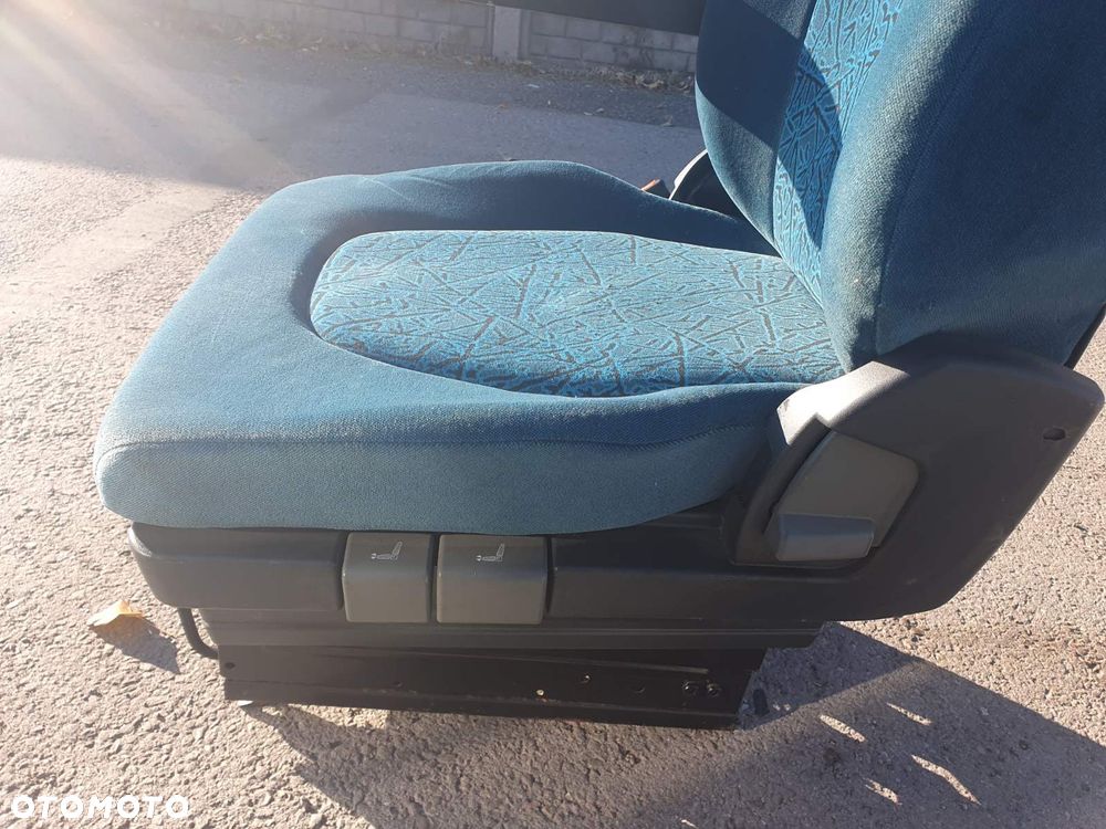 FOTEL KIEROWCY ZWYKŁY DAF LF CF - 5