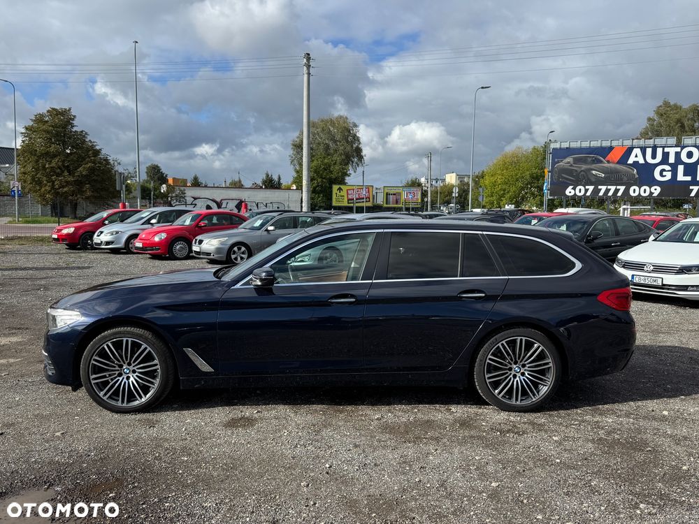 BMW Seria 5 520i Sport Line - 27