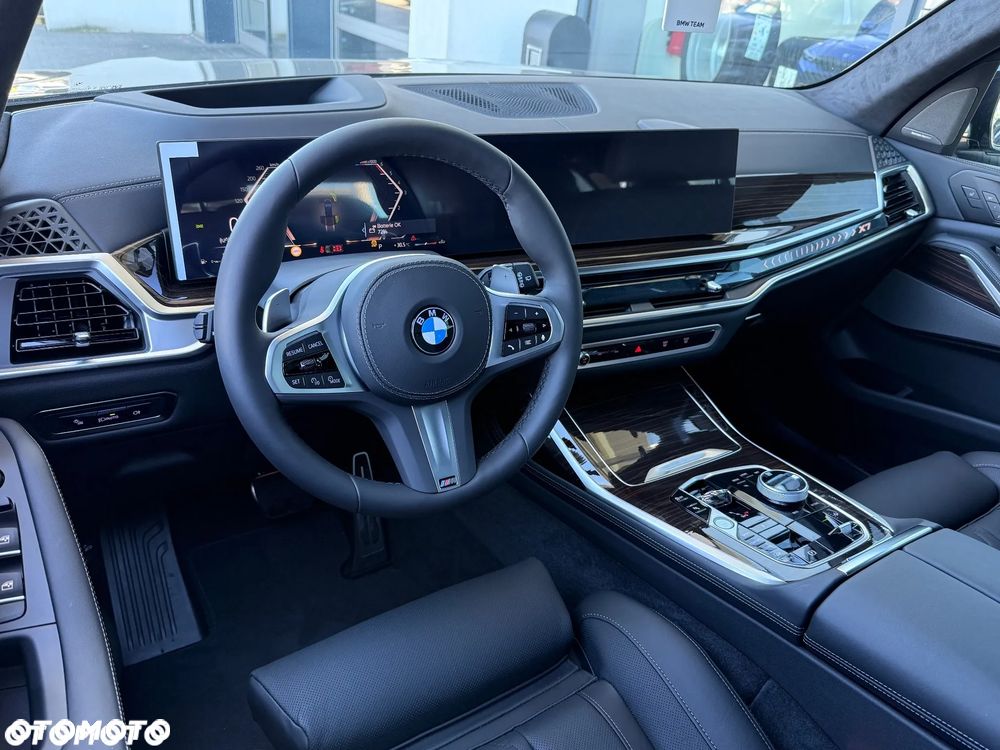 BMW X7 - 23