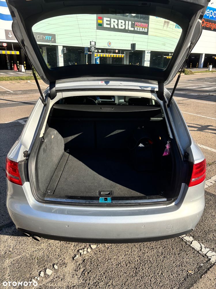 Audi A4 Avant 2.0 TDI - 12