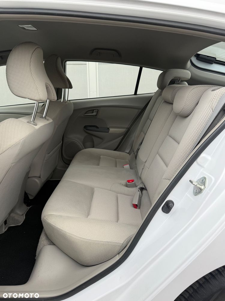 Honda Insight - 18