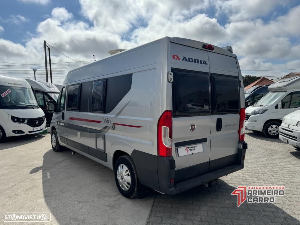 Adria Twin 150cv furgão - 11