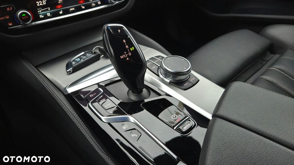BMW Seria 5 530e M Sport sport - 25
