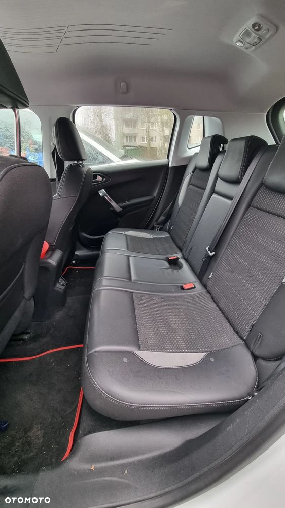 Peugeot 2008 1.2 Pure Tech Access EU6 - 9