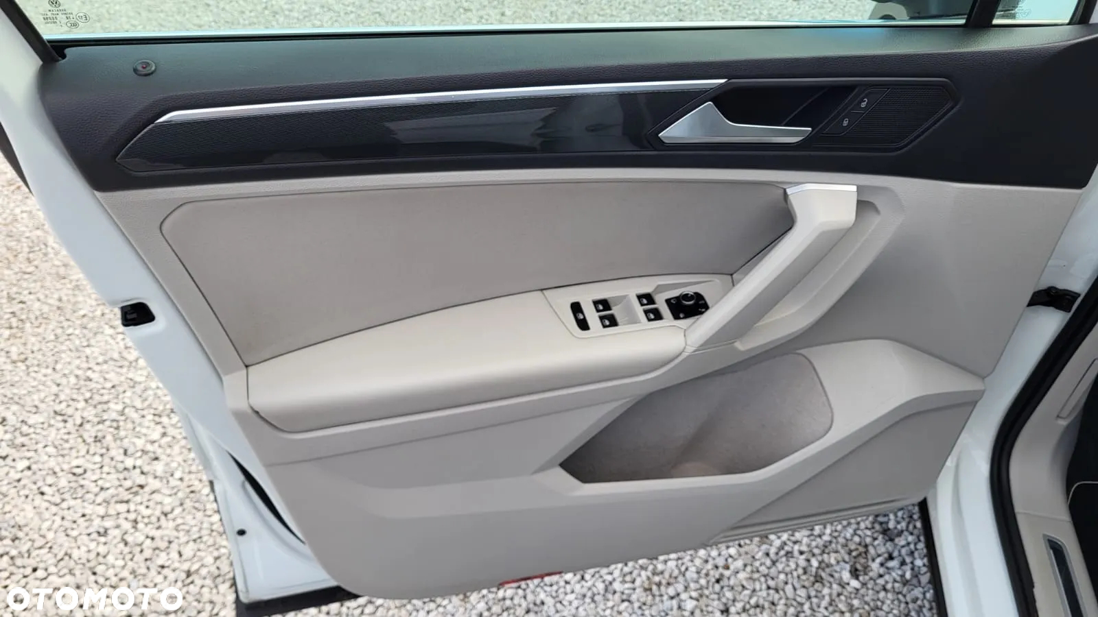 Volkswagen Tiguan 2.0 TDI SCR DSG Elegance - 19