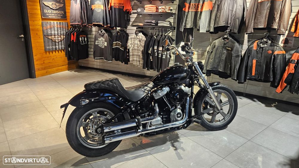 Harley-Davidson Softail Standard - 2