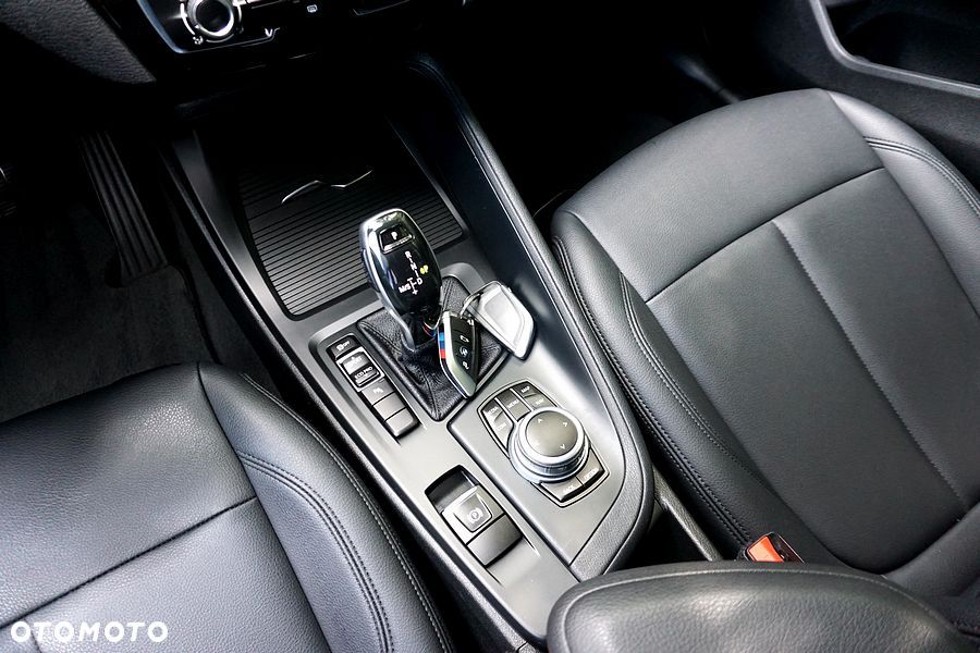 BMW X1 sDrive18d xLine sport - 35