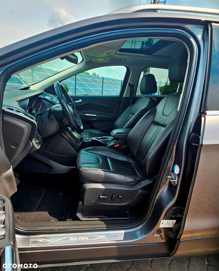 Ford Kuga 2.0 TDCi 4x4 Titanium - 13