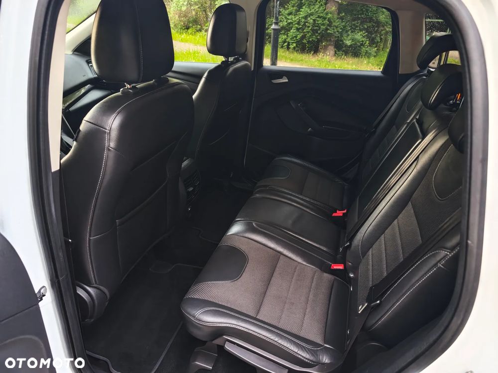Ford Kuga 2.0 TDCi 4x4 Titanium - 8